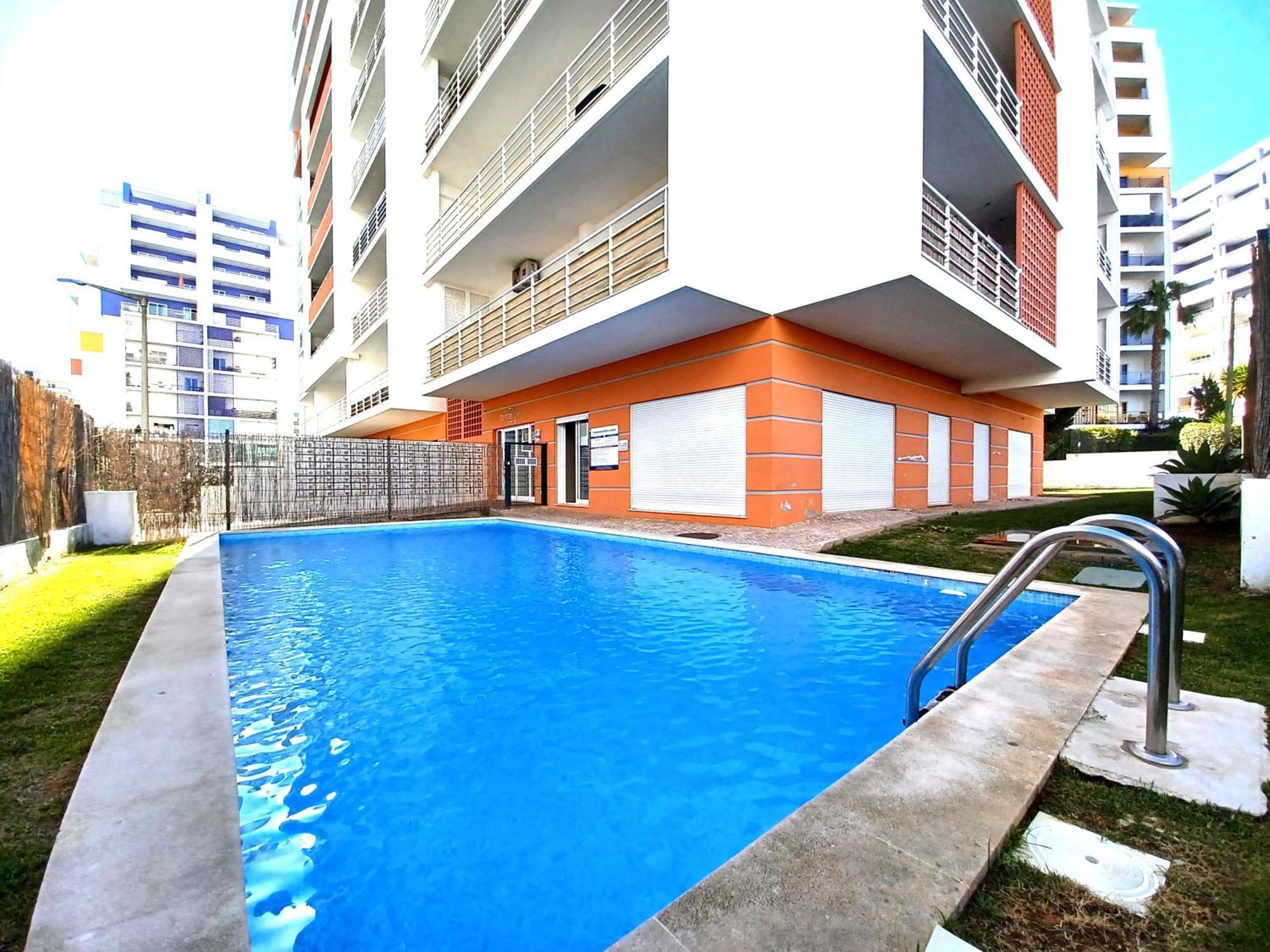 Edificio Lumina Sunshine Beach Apartment Portimão Exterior foto
